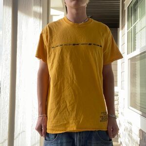 Gildan Men's Yellow T-shirt